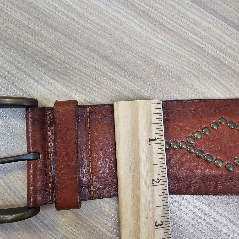 Western Boho Waist Belt Women M Brown FOSSIL Studded Tooled Leather Brass Buckle - Picture 5 of 13